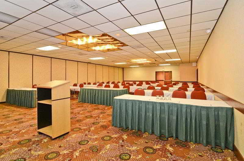 מלון Ramada By Wyndham פארגו עסק תמונה