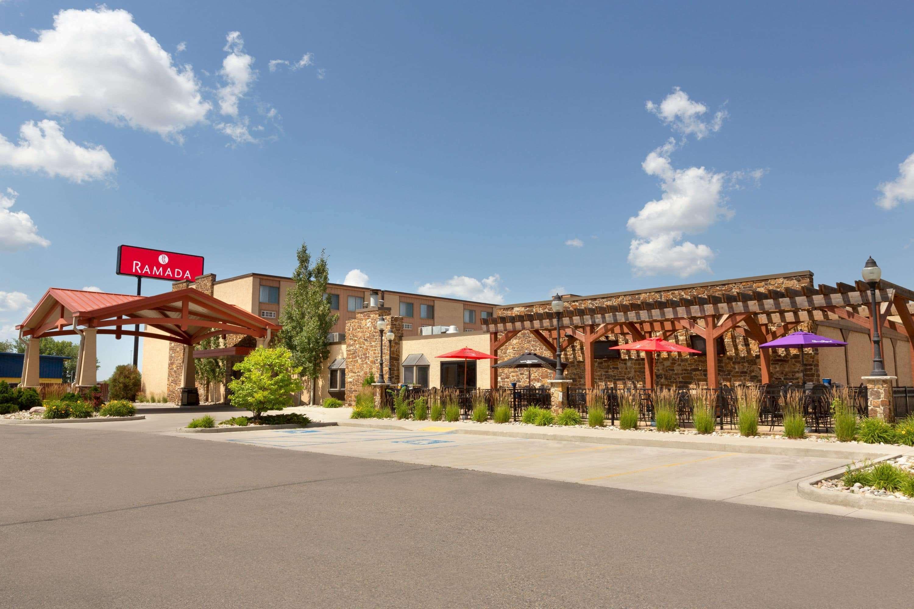 מלון Ramada By Wyndham פארגו מראה חיצוני תמונה